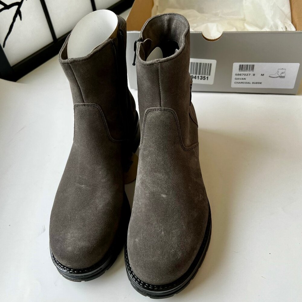 New! La Canadienne Gavan Gray Suede Buckle Bootie Waterproof Platform Size 8 M